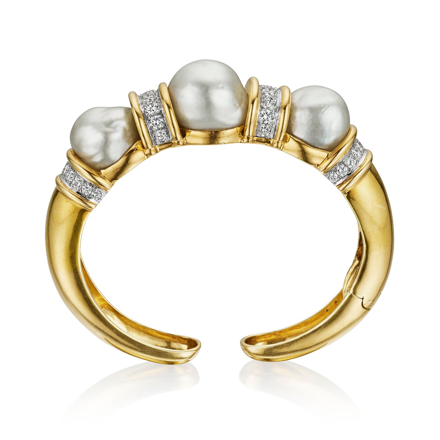 Macklowe Gallery David Webb South Sea Pearl Bracelet